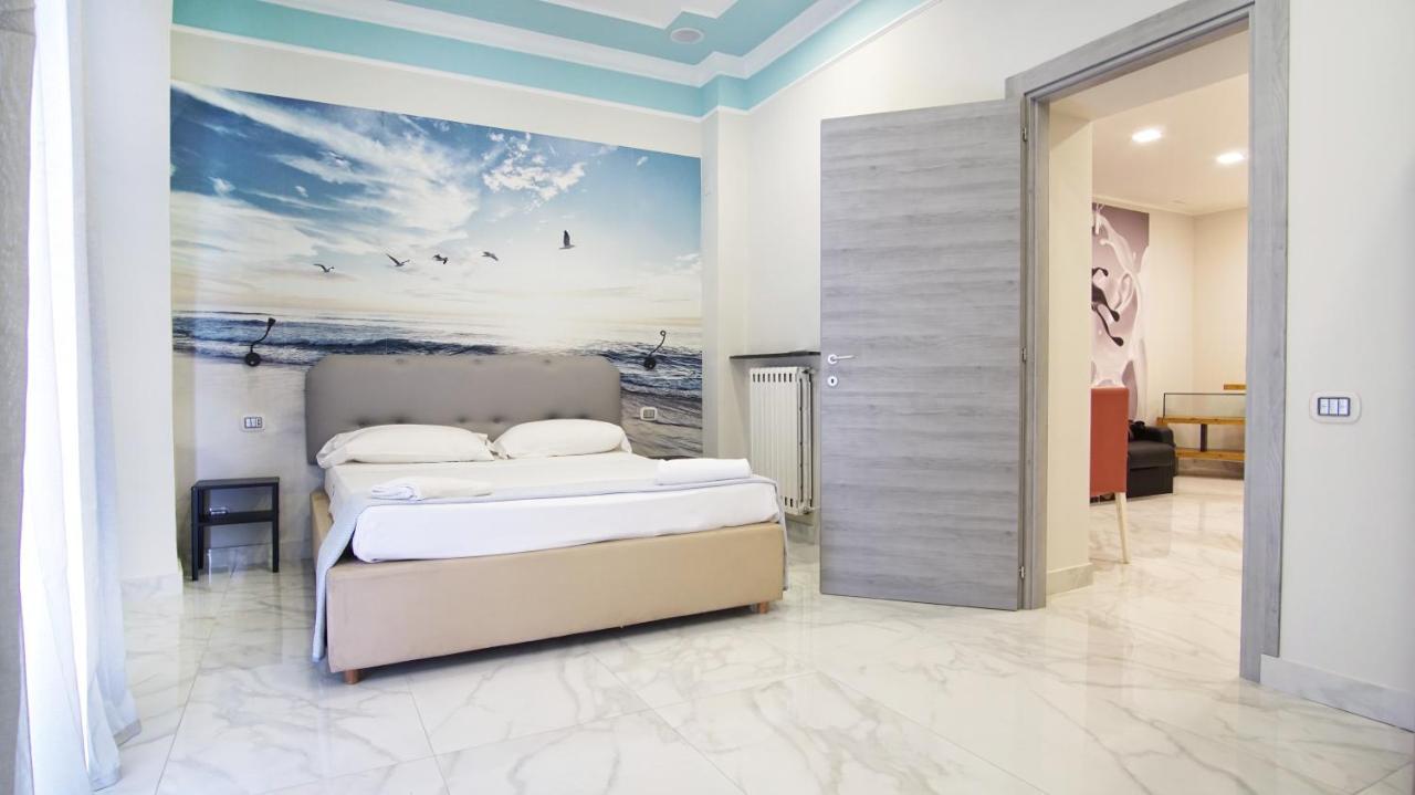 Hotel Cesare 14 Neapel Exterior foto